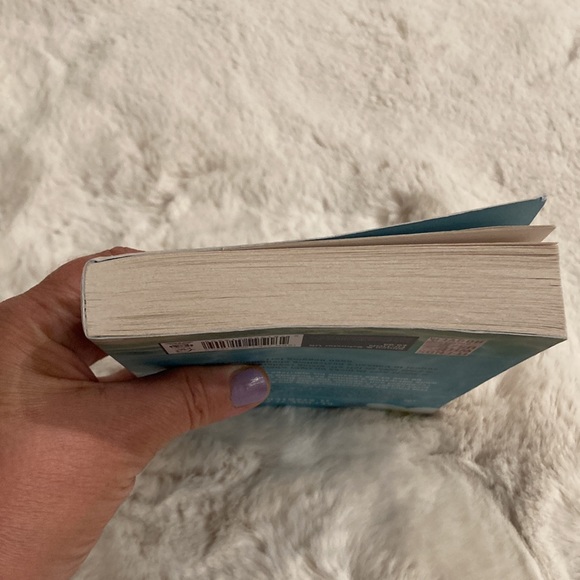 📚 COLLEEN HOOVER book. - Picture 4 of 9